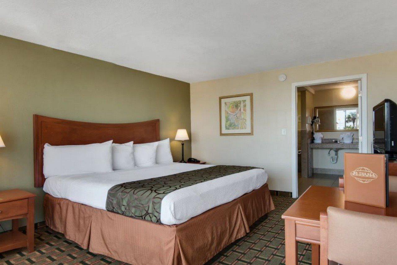 Baymont By Wyndham Panama City Beach Exteriör bild