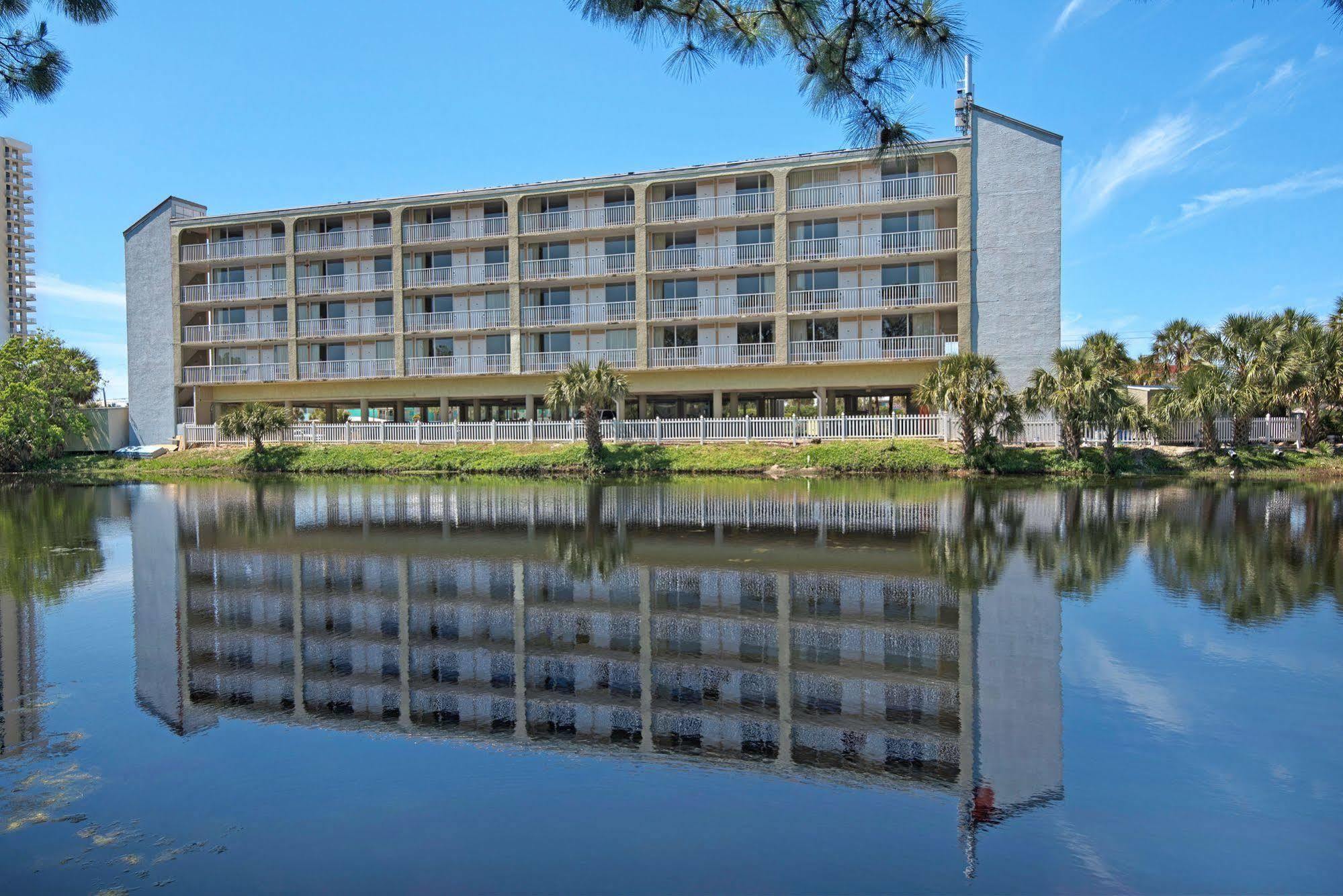 Baymont By Wyndham Panama City Beach Exteriör bild
